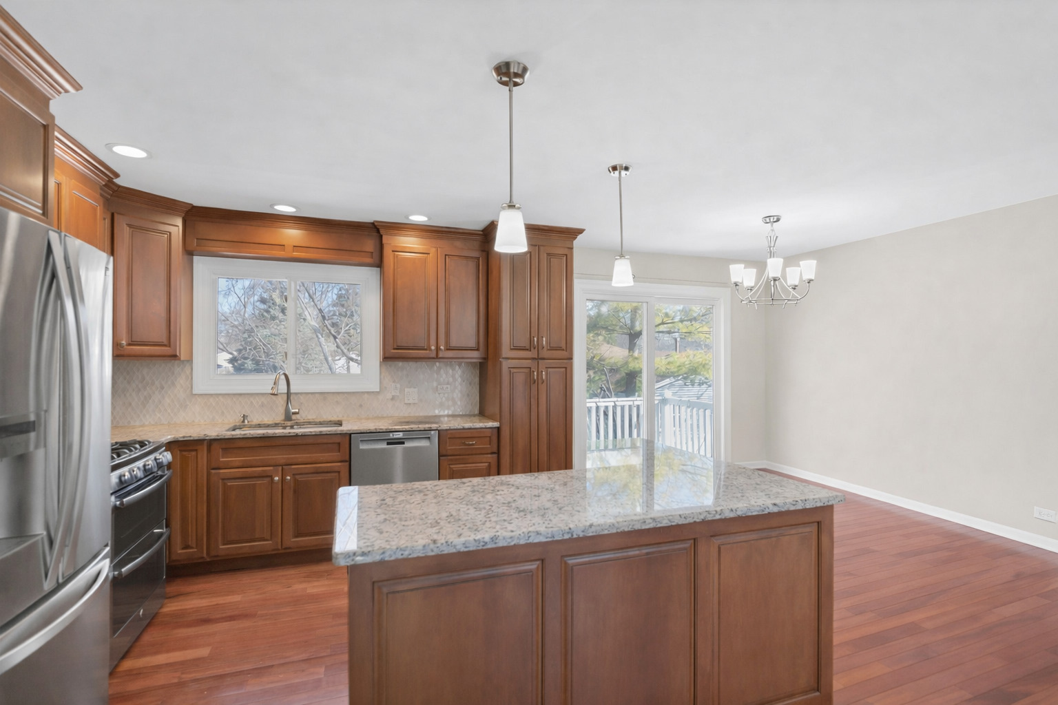 24W474 Surf Court Naperville IL 60540