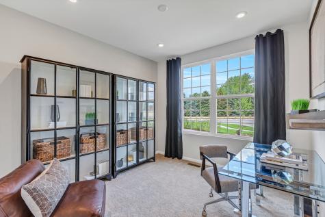 433 Freedlund Course Batavia IL 60510