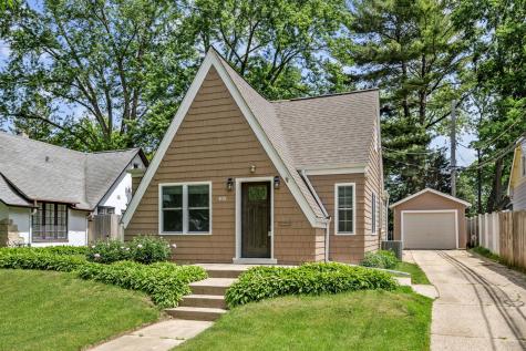 408 South Elmwood Drive Aurora IL 60506