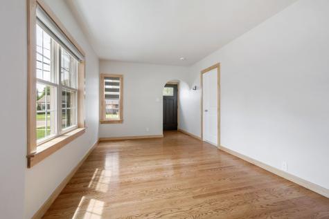 408 South Elmwood Drive Aurora IL 60506