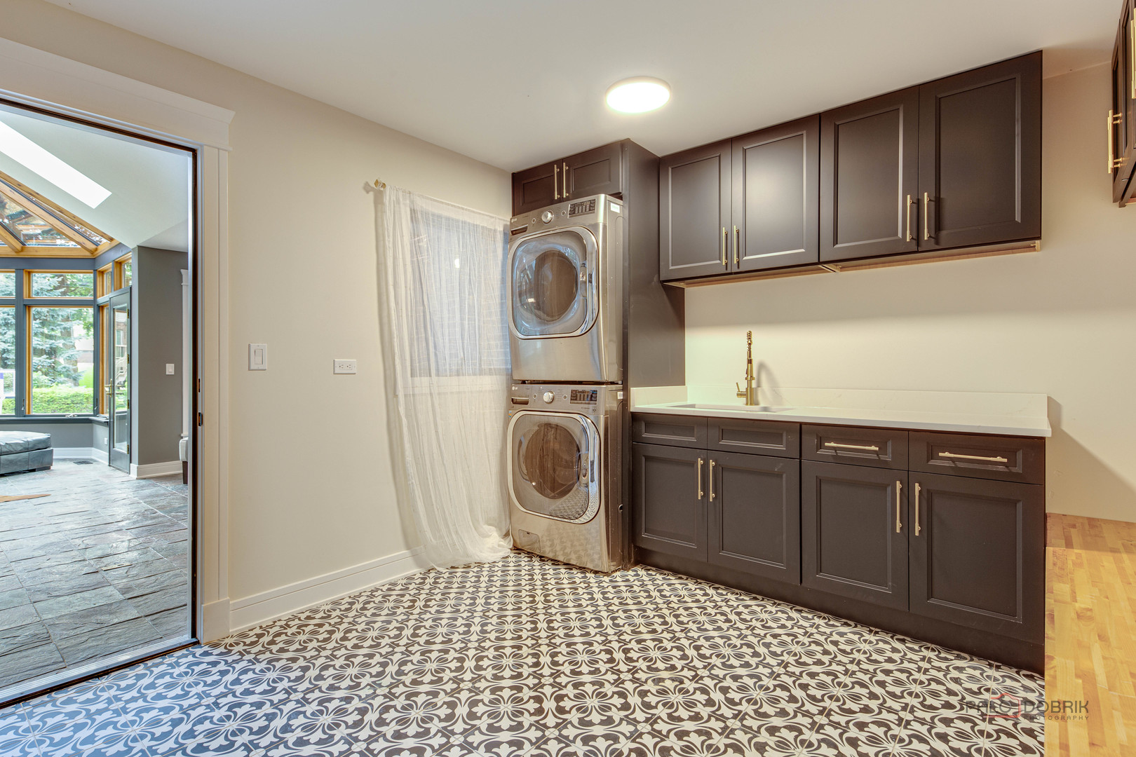 2221 Donegal Drive Darien IL 60561