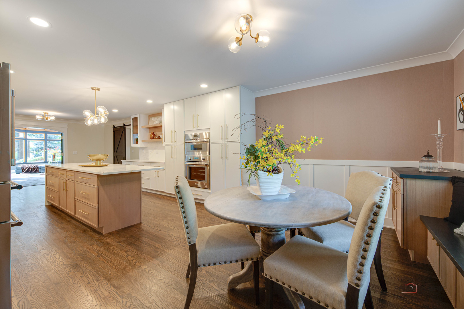 2221 Donegal Drive Darien IL 60561