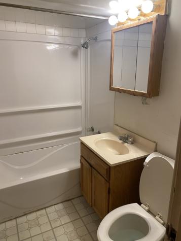 549 West 95th Street Chicago IL 60628