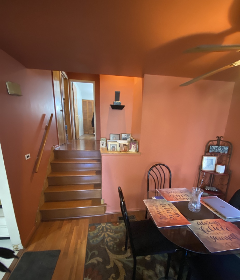 549 West 95th Street Chicago IL 60628