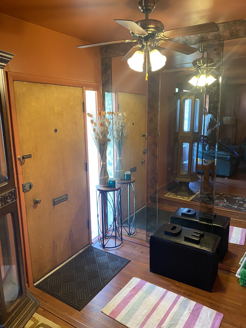 549 West 95th Street Chicago IL 60628