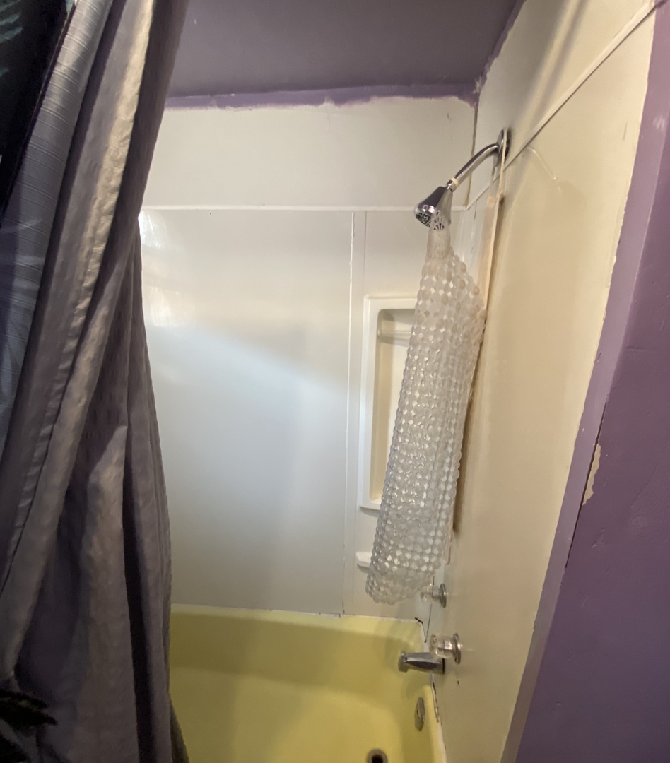 549 West 95th Street Chicago IL 60628