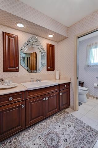 107 Stirrup Lane Burr Ridge IL 60527