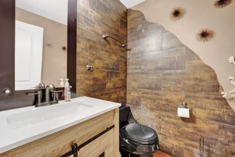 2323 Douglas Avenue Des Plaines IL 60018
