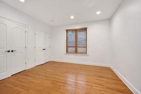 2323 Douglas Avenue Des Plaines IL 60018