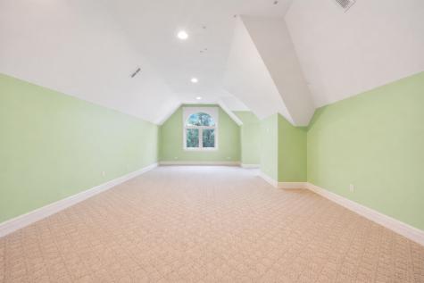 2323 Douglas Avenue Des Plaines IL 60018
