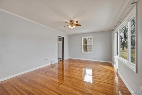 140 South Westlawn Avenue Aurora IL 60506