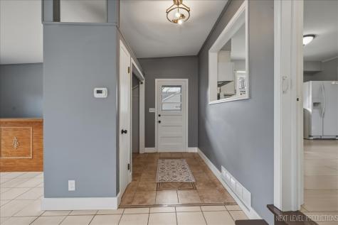140 South Westlawn Avenue Aurora IL 60506