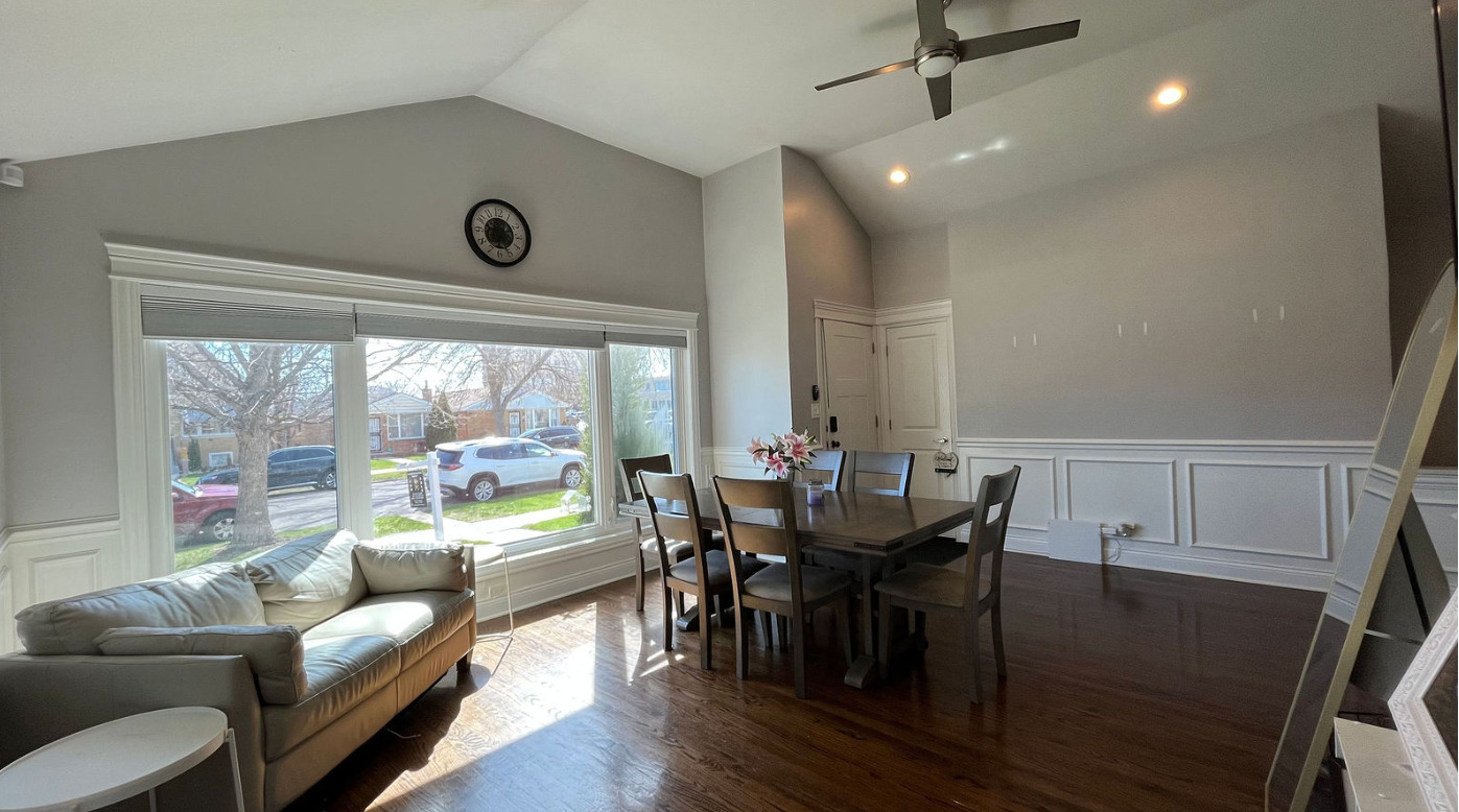 7252 South Christiana Avenue Chicago IL 60629