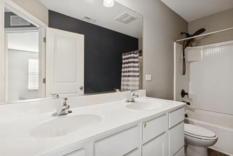 1731 Dempsey Circle Pingree Grove IL 60140