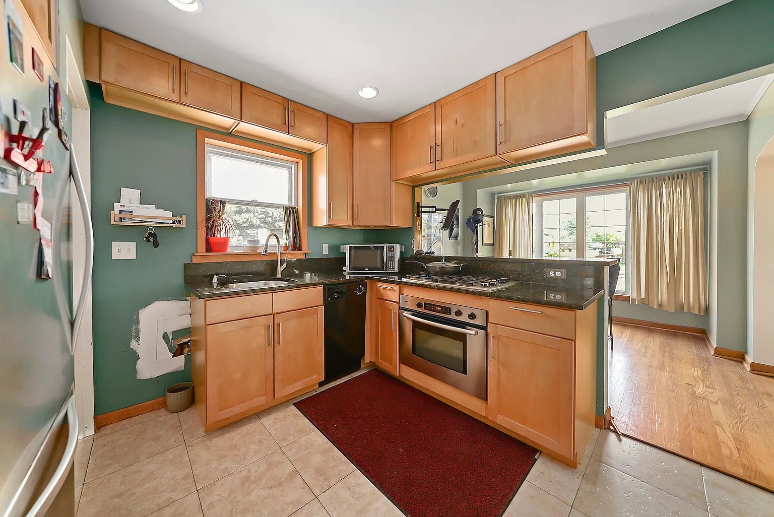 5700 South Neenah Avenue Chicago IL 60638