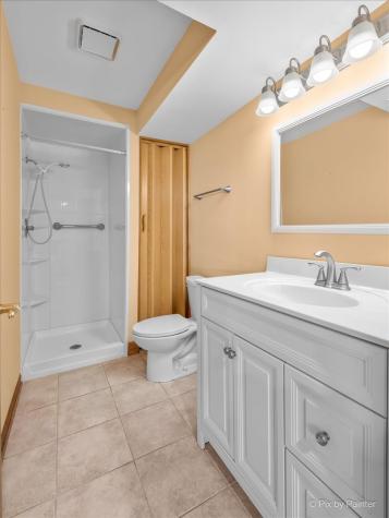 1032 Lakewood Drive Bartlett IL 60103
