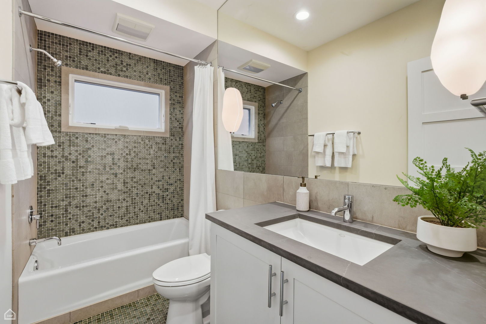 1838 North Wolcott Avenue Chicago IL 60622