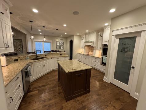 1854 West Forestview Drive Sycamore IL 60178