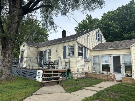 626 North 4th Street Savanna IL 61074