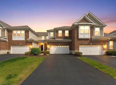 2715 Blakely Lane Naperville IL 60540