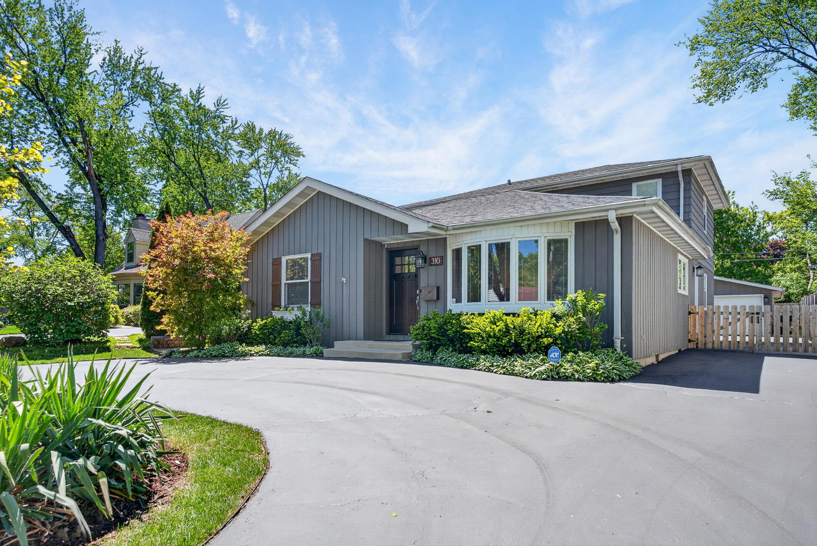 310 North Schiller Street Palatine IL 60067