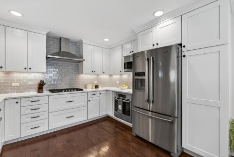 310 North Schiller Street Palatine IL 60067