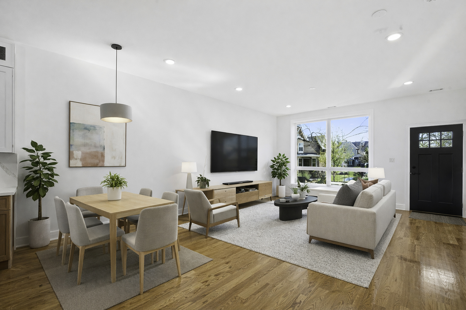 904 North Trumbull Avenue Chicago IL 60651