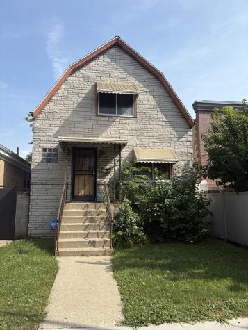 3718 West Addison Street Chicago IL 60618