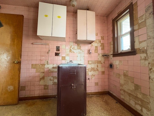 7715 South Kilpatrick Avenue Chicago IL 60652