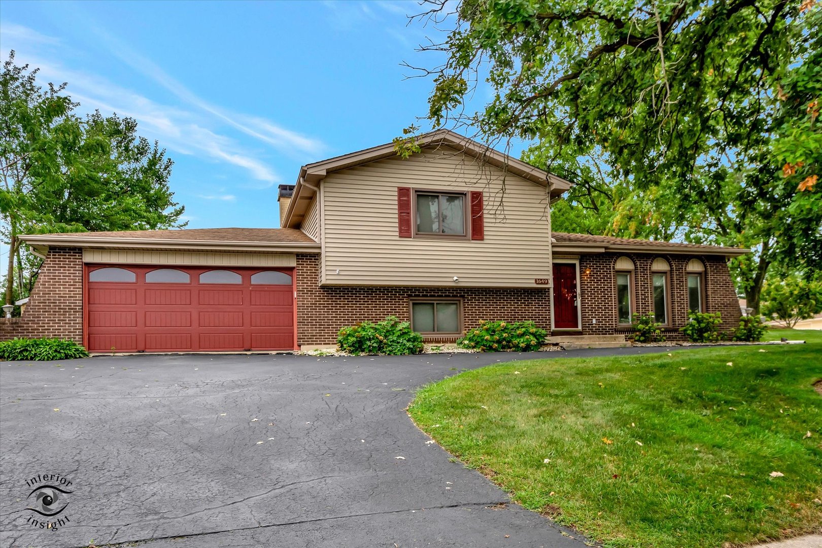 1649 Maple Avenue Downers Grove IL 60515