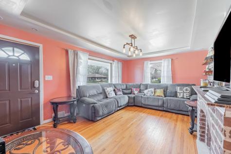 559 East 161st Place South Holland IL 60473