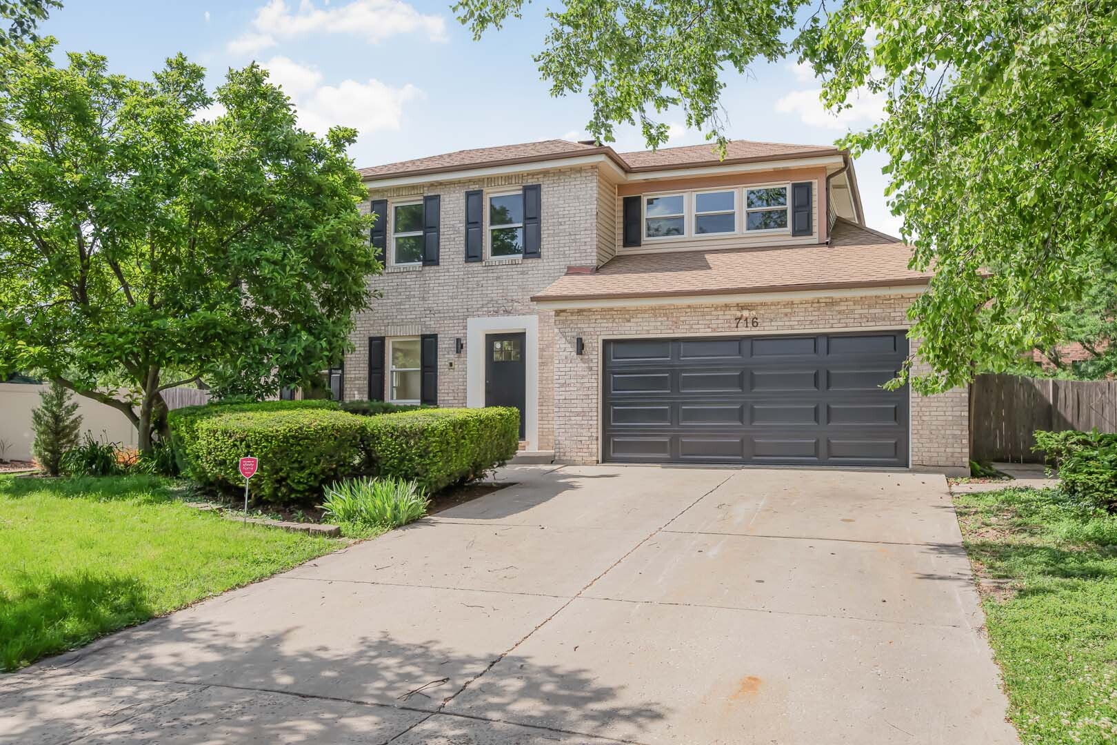 716 Somerset Lane Darien IL 60561