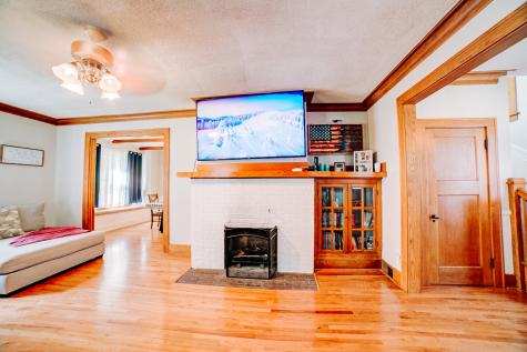 425 South 4th Street Watseka IL 60970