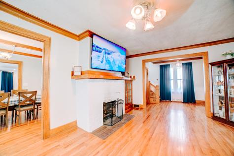 425 South 4th Street Watseka IL 60970
