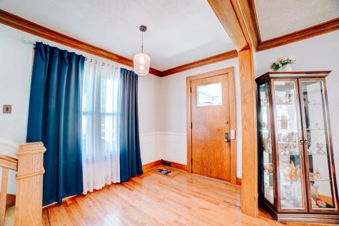 425 South 4th Street Watseka IL 60970