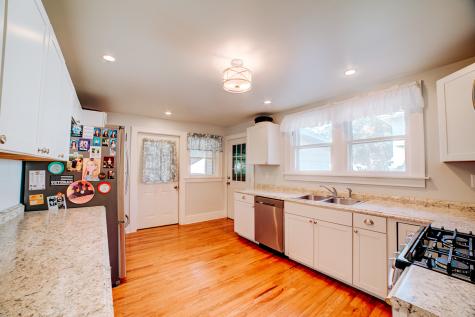 425 South 4th Street Watseka IL 60970