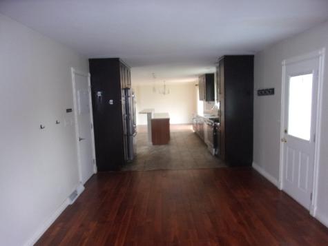 902 East Richardson Street Farmer City IL 61842