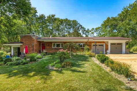 1002 Bruce Drive Elgin IL 60120