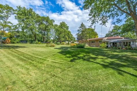1002 Bruce Drive Elgin IL 60120