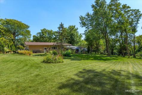 1002 Bruce Drive Elgin IL 60120