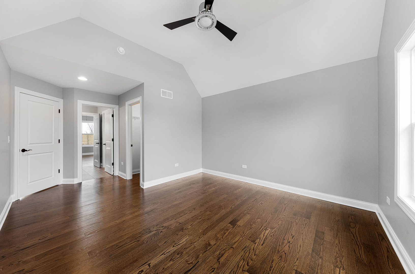 2004 Oldfield Road Darien IL 60561