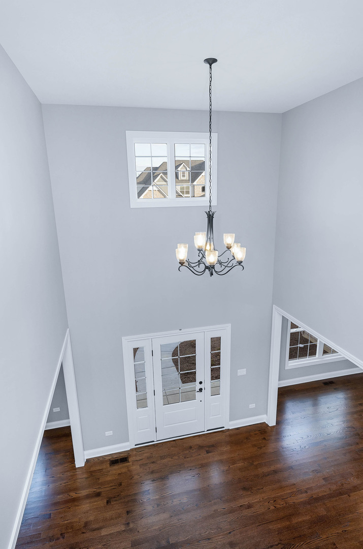 2004 Oldfield Road Darien IL 60561