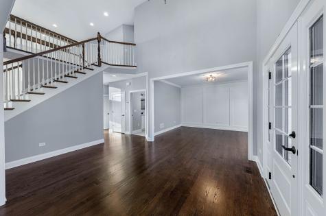 2004 Oldfield Road Darien IL 60561