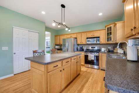10631 Oregon Trail Huntley IL 60142