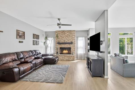 4809 Joyce Lane Mchenry IL 60050