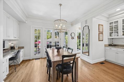 197 Woodside Road Riverside IL 60546
