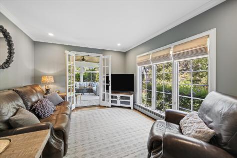 197 Woodside Road Riverside IL 60546