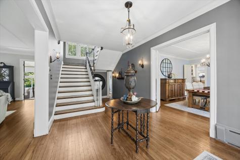 197 Woodside Road Riverside IL 60546