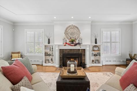 197 Woodside Road Riverside IL 60546