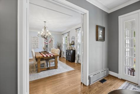 197 Woodside Road Riverside IL 60546